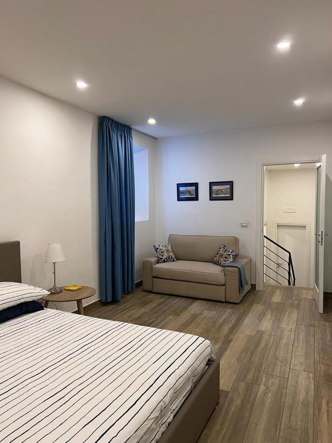 Апартаменты Casa Gaia A Due Passi Dal Duomo Неаполь Экстерьер фото