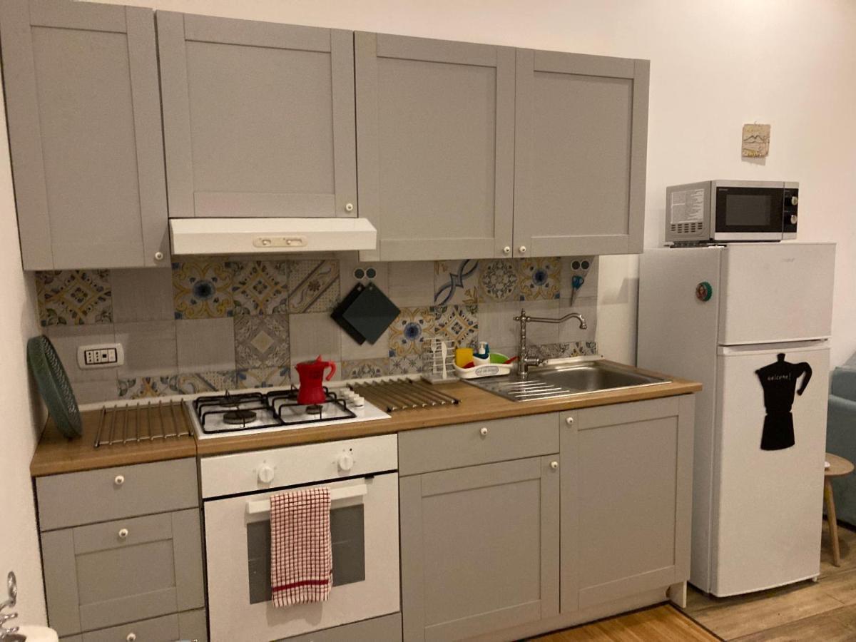 Апартаменты Casa Gaia A Due Passi Dal Duomo Неаполь Экстерьер фото