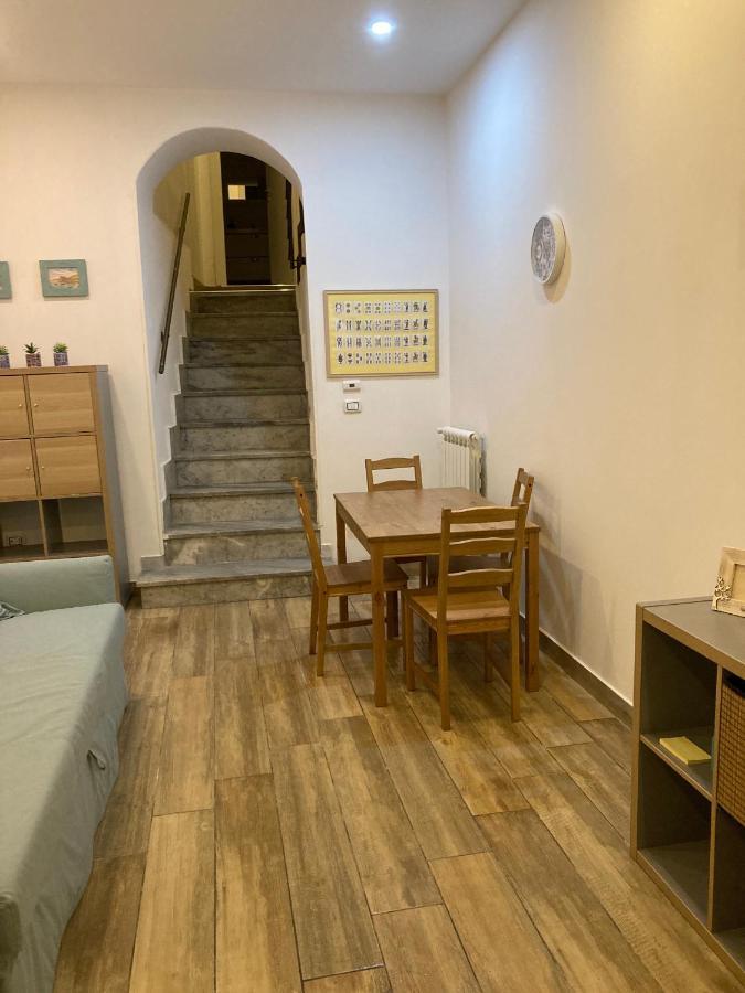Апартаменты Casa Gaia A Due Passi Dal Duomo Неаполь Экстерьер фото